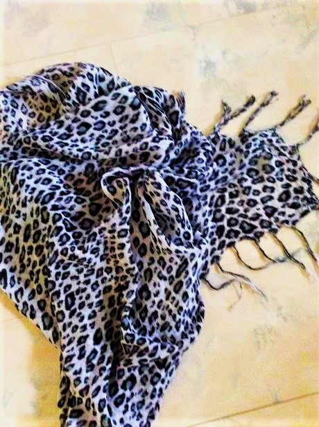 Ľahúčka indická šatka na krk, l