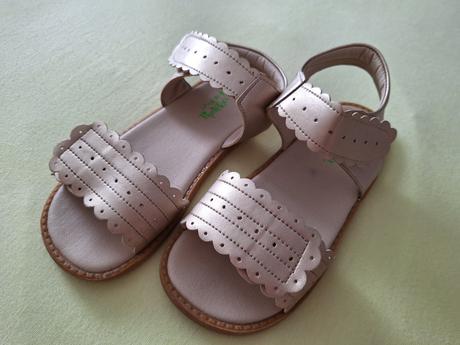 Sandalky tipsie toes 33, tipsietoes,33