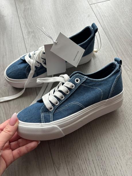 Platenky reserved, reserved,34