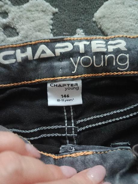 Riflové kraťasy, chapter young,146