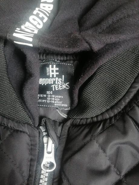 Vetrovka s kapucňou, 146