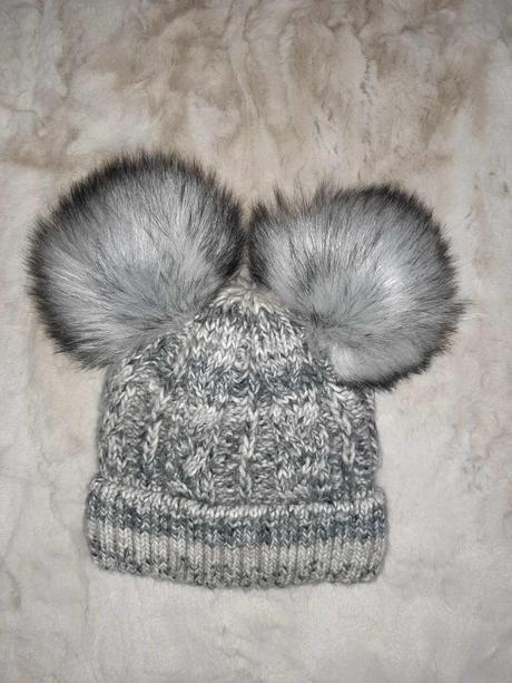 Teplá mäkká čiapka s brmbolcom - uni veľkosť, s