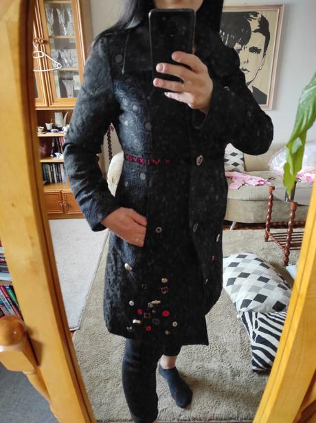 Kabát love & love na štýl desigual, s