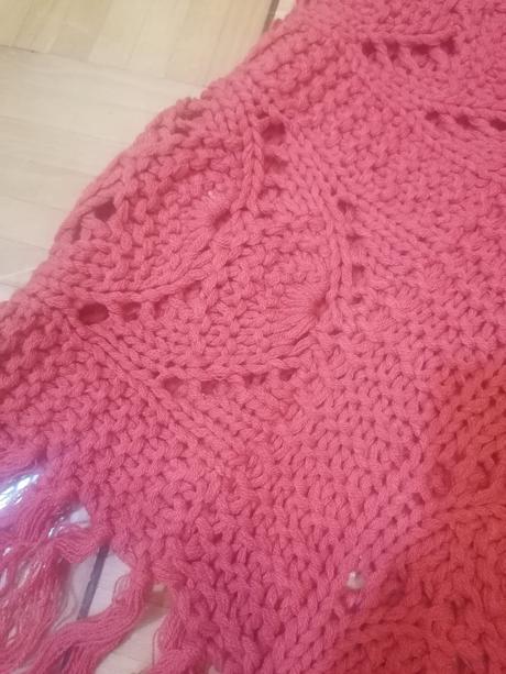 Dámske pončo - pelerína, 