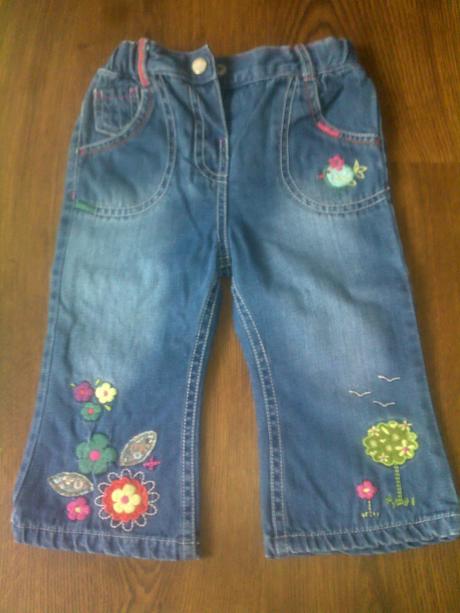 Podšité riflíky s výšivkami, marks & spencer,86