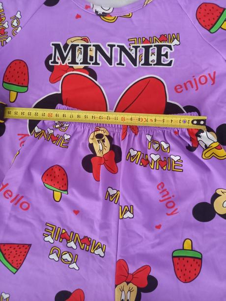 Pyžamo nové minnie, 122