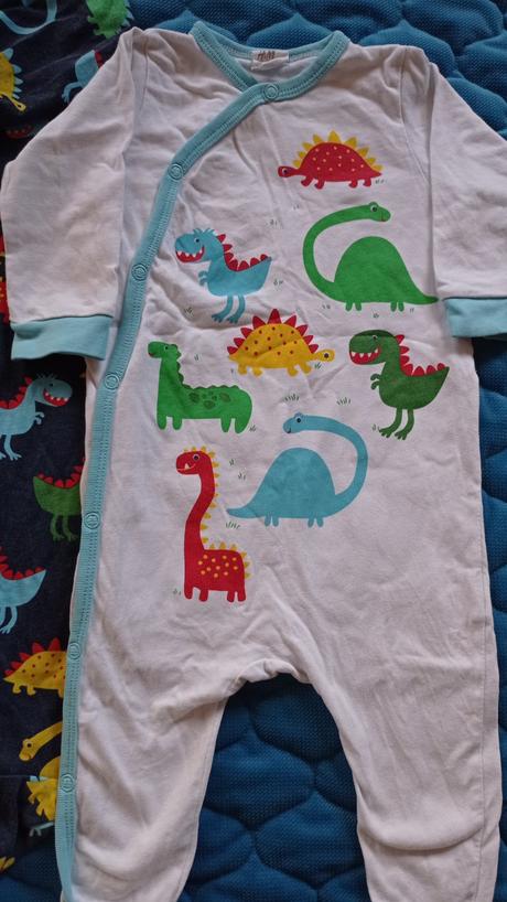 Pyžamo dinosaury, h&m,68