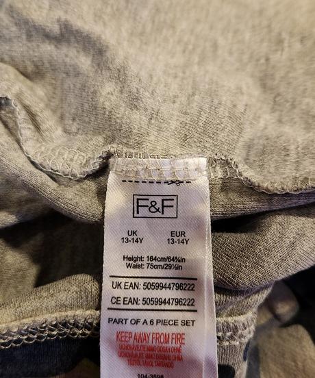 2 veľmi pohodlné pyžamá, f&f,164
