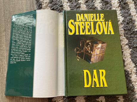 Dar danielle steelová (1998), 