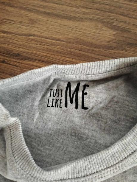 Vianočné tričko, 146