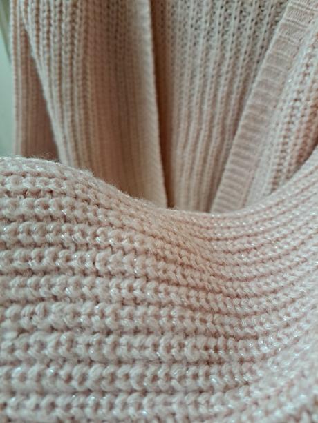 Dievcensky sveter, 98