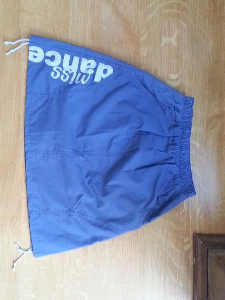 Dievčenské sukne., 104 / 116 / 122 / 134 / 140