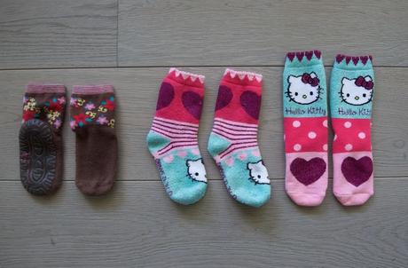 Hrubé ponožky 22-25 + protišmykové, 22