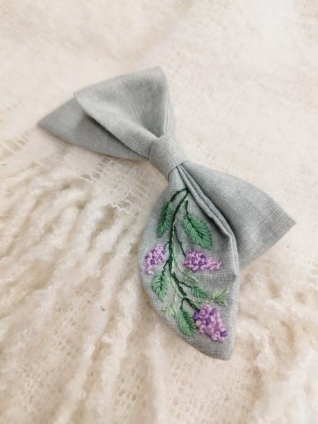 Masličky na sponke s výšivkou, 