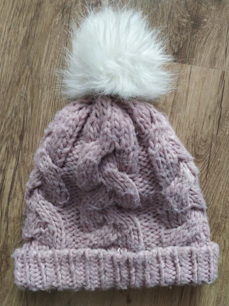 Dievčenská čiapka, 128