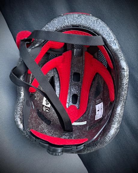 235 gramov bezpečia, 