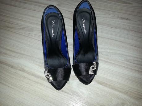 Saténové lodičky, 35