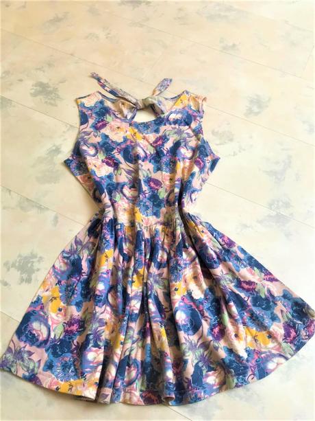 Tričkové šaty, 128