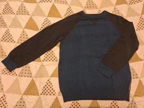 146 svetrik tenky, f&f,146