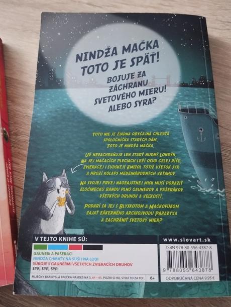 Knihy toto je nindža mačka, 