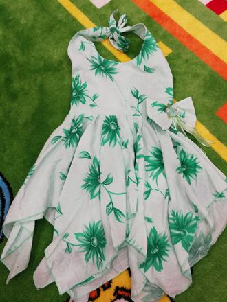 Šaty na viazanie, 98