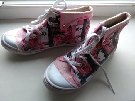 Tramky pre slečnu, 32