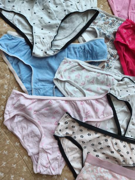 Dievčenské nohavičky, 134