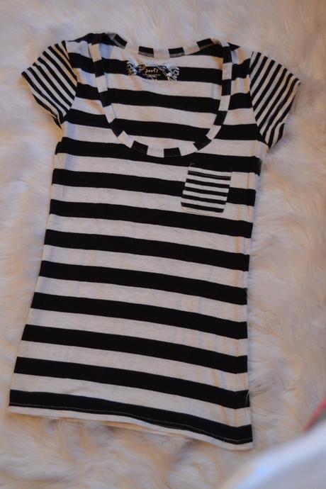 Prúžkované tričko s vreckom, s