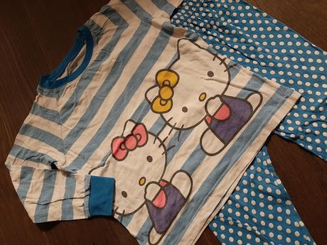 2xvelmi pekne bodkovane pyzamko hellokitty 5-8r, gap,128