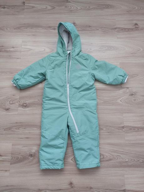 Overal zimny, lupilu,98