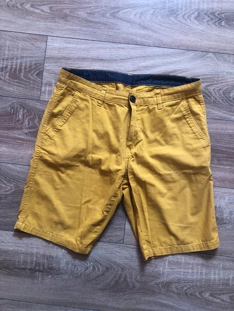 Elegantne šortky, piazza italia,l