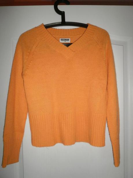 Oranžový pulóver, timeout,m