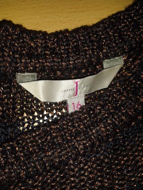 Pruhovany leskly svetrik, 38