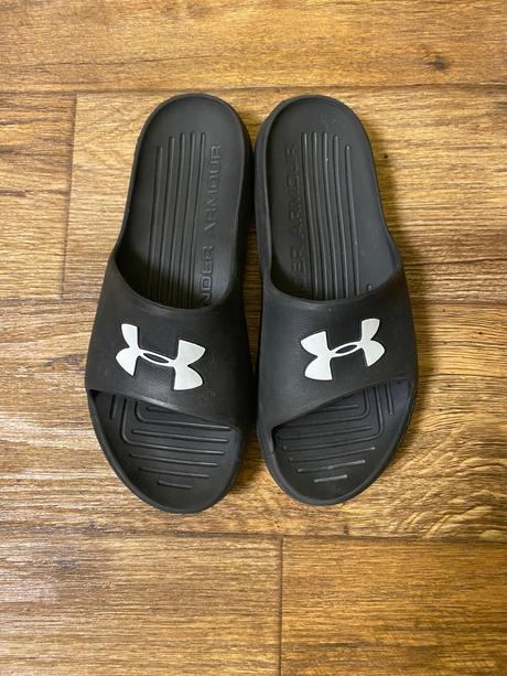 Šľapky, under armour,43