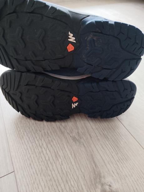 Turistické topánky decathlon 33, quechua,33