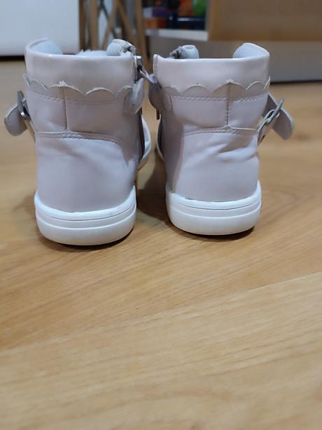 Poltopánky, baťa,36