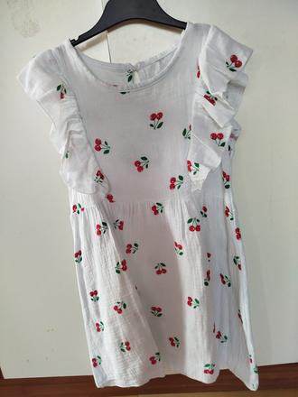 Predám krásne šaty,č.122/128, 128