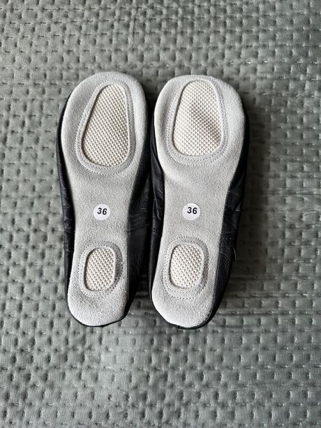 Kožené cvičky, 36