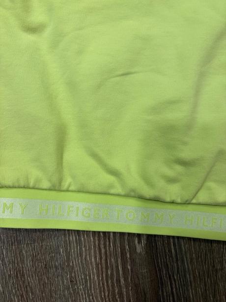 Tommy hilfiger štylova detska mikina č.122, tommy hilfiger,122