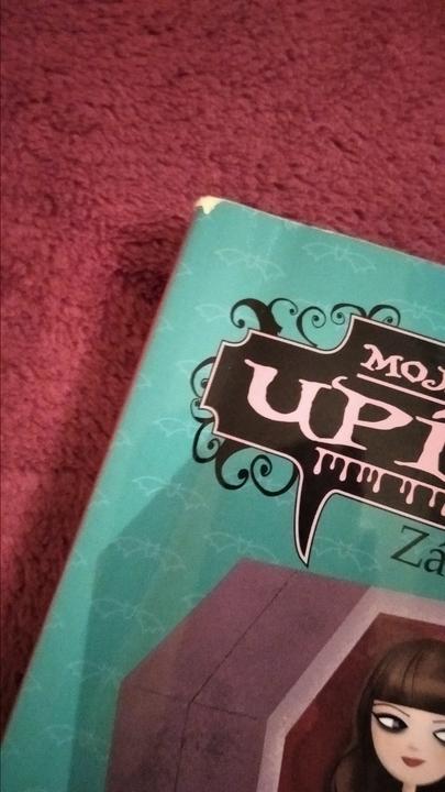 Moja sestra upírka 1,