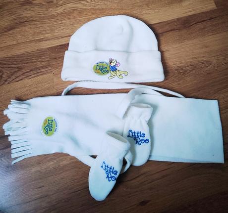 Set čiapočka, rukavičky, šál, disney,86