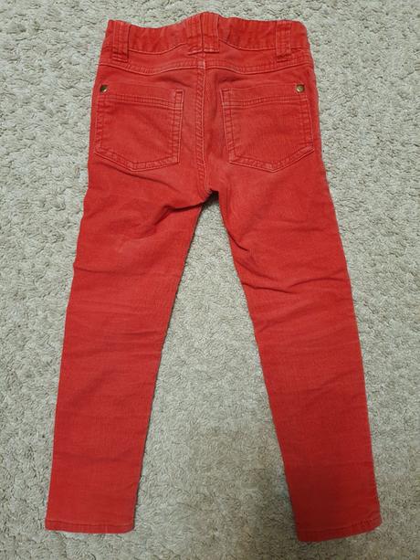 Mencestraky, kappahl,104