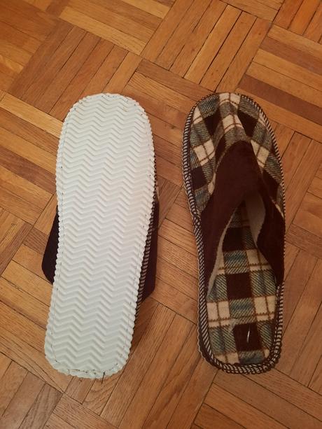 Pánske domáce papuče, 44