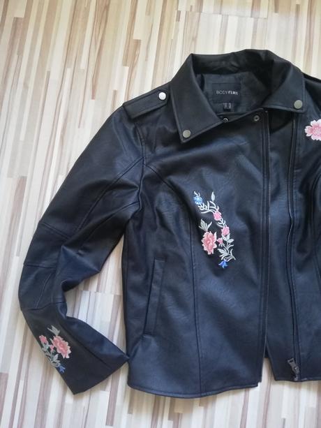 Koženková bunda s výšivkou, bonprix,40