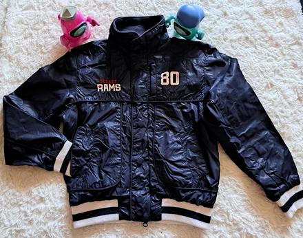 Vetrovka, antony,122