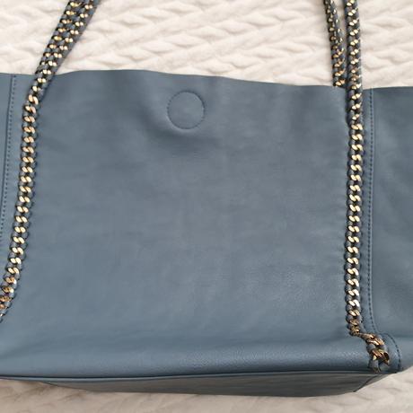 Priestranná kabelka zn.omg,