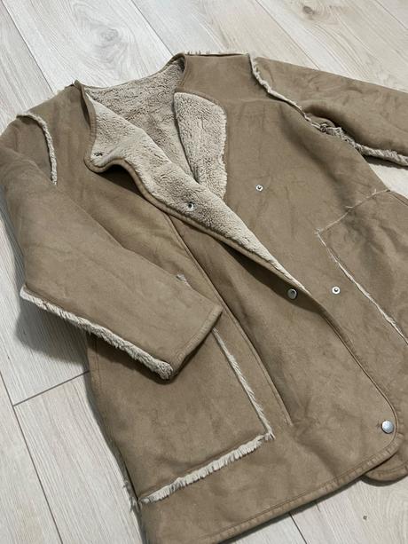 Obojstranný kabátik, bershka,s