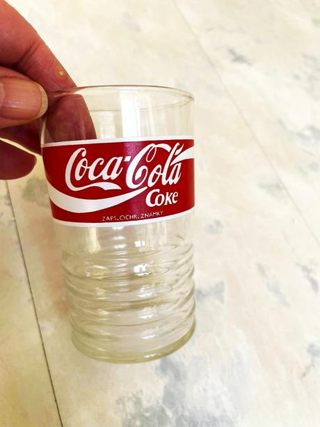 Staré socialistické retro poháre 8 ks, 