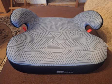 Podsedák do auta, orion