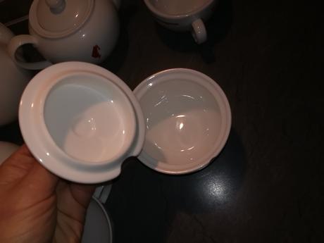 2x cajnik, 1x cukornicka, 